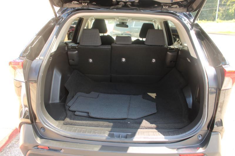 Toyota RAV4 Hybrid LE AWD (Natl) 2021