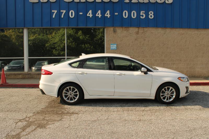 Ford Fusion SE FWD 2020
