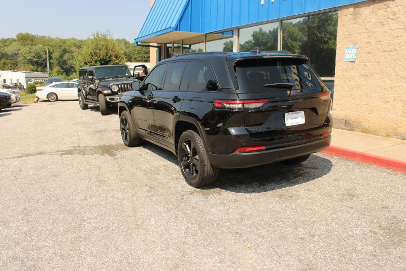 Jeep Grand Cherokee Altitude 4x4 2023