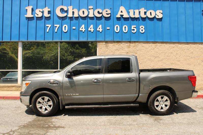 Nissan Titan 4x2 Crew Cab SV 2017