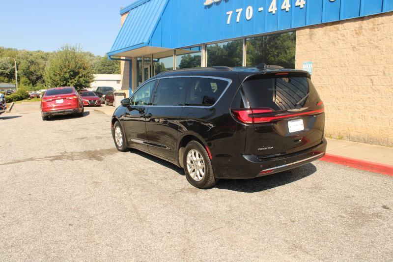Chrysler Pacifica Touring L FWD 2022