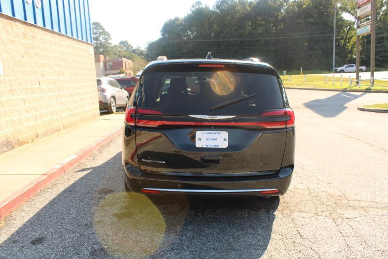Chrysler Pacifica Touring L FWD 2022
