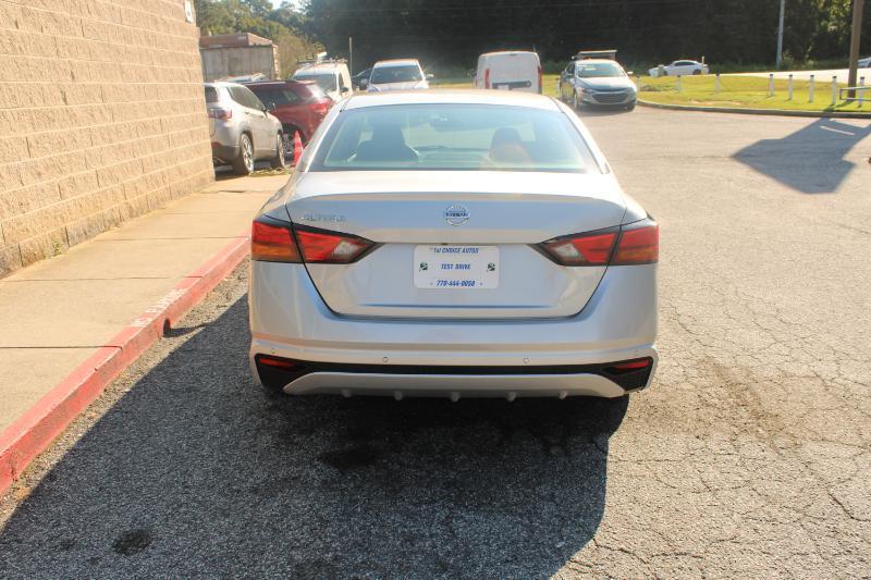 Nissan Altima 2.5 S Sedan 2021