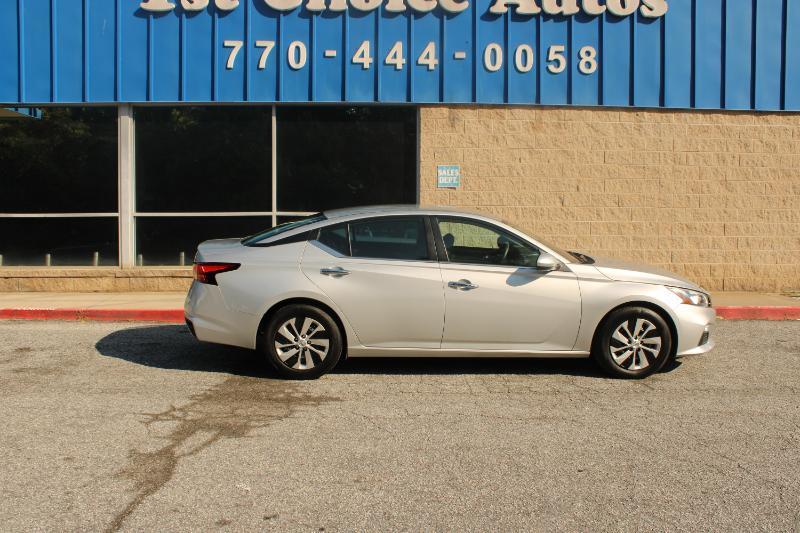 Nissan Altima 2.5 S Sedan 2021