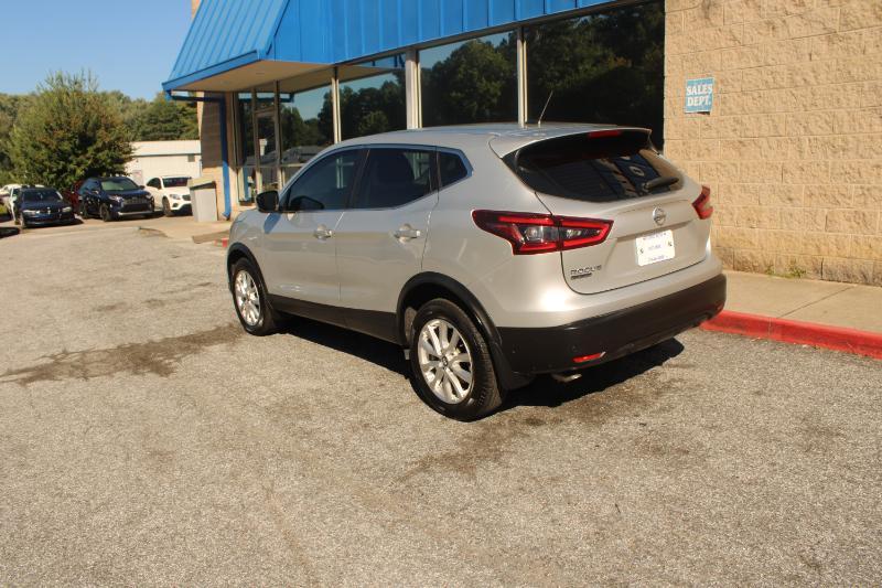 Nissan Rogue Sport FWD S 2021