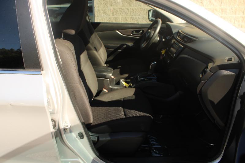 Nissan Rogue Sport FWD S 2021