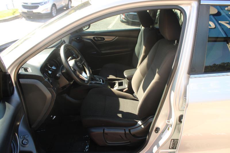 Nissan Rogue Sport FWD S 2021