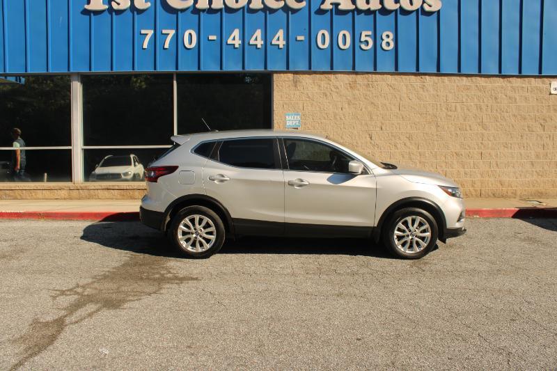 Nissan Rogue Sport FWD S 2021