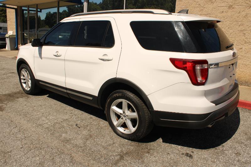 Ford Explorer XLT FWD 2018