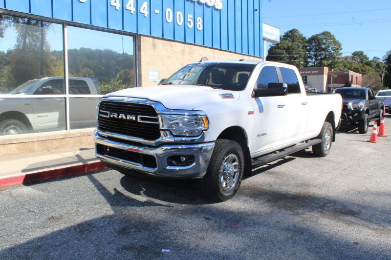 RAM 2500 Big Horn 4x4 Crew Cab 8' Box 2019