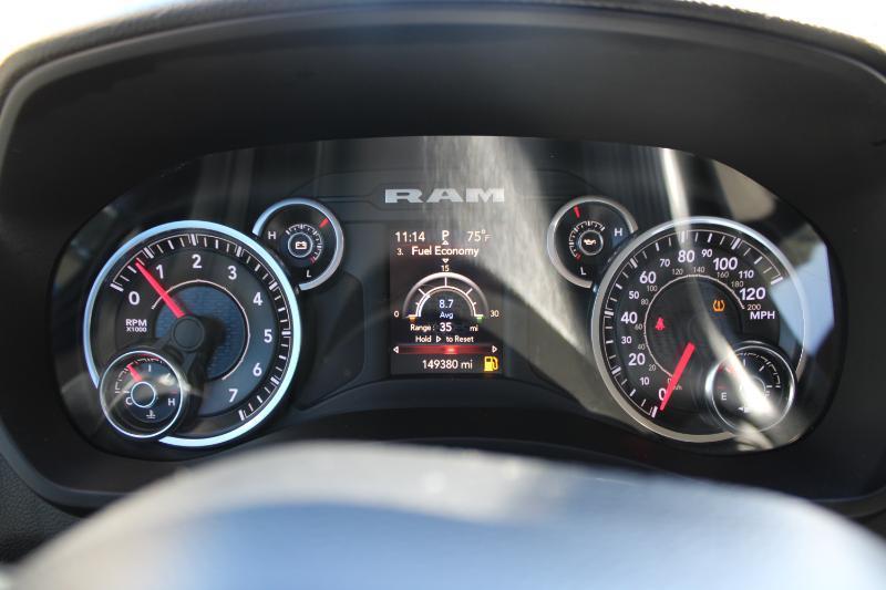 RAM 2500 Big Horn 4x4 Crew Cab 8' Box 2019