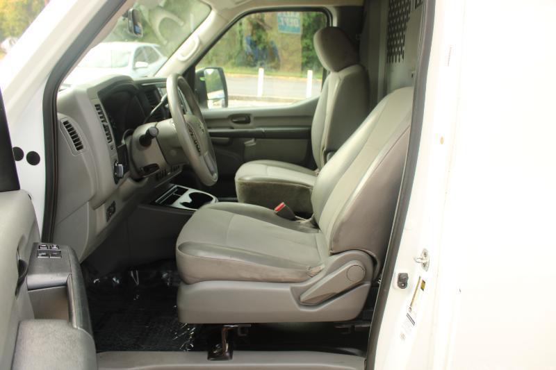 Nissan NV Cargo NV2500 HD High Roof V6 SV 2020