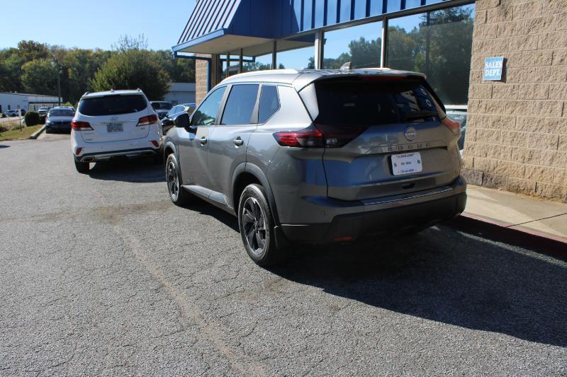 Nissan Rogue FWD SV 2025
