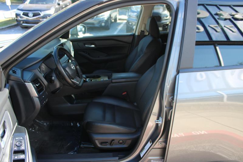 Nissan Rogue FWD SV 2025