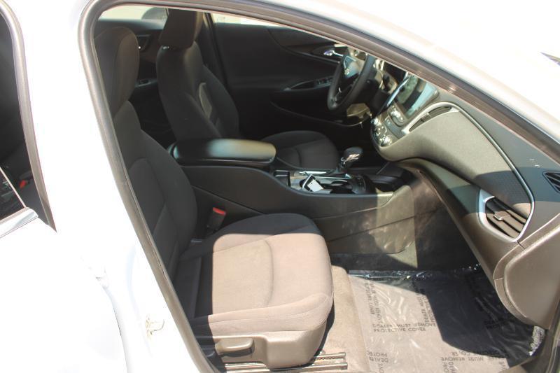 Chevrolet Malibu 4dr Sdn LS w/1FL 2023