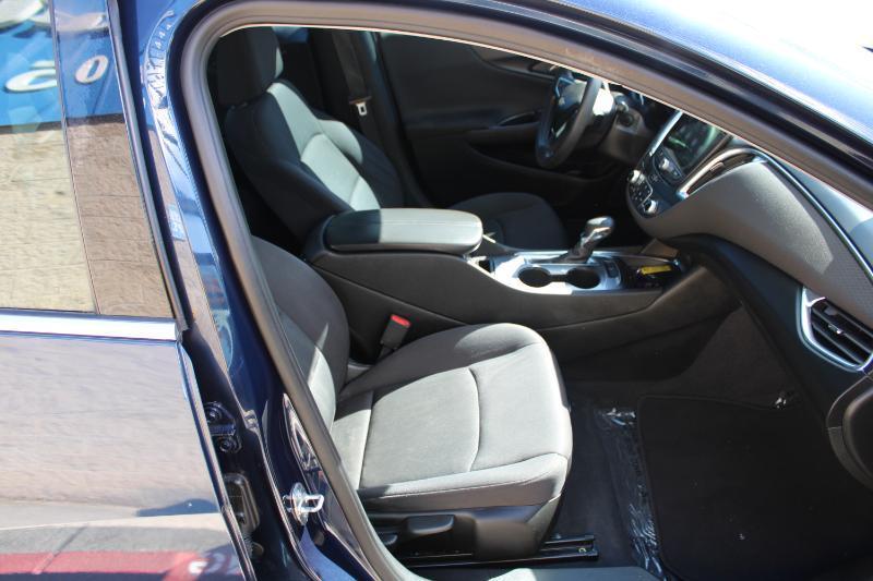Chevrolet Malibu 4dr Sdn LT 2021