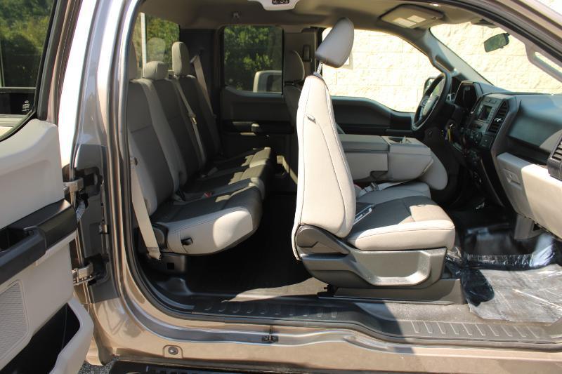 Ford F-150 XL 4WD SuperCab 6.5' Box 2020