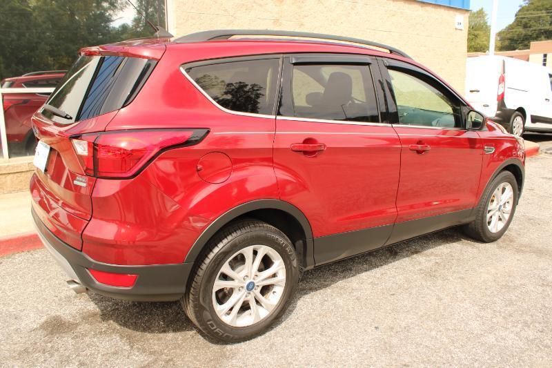 Ford Escape SEL FWD 2019