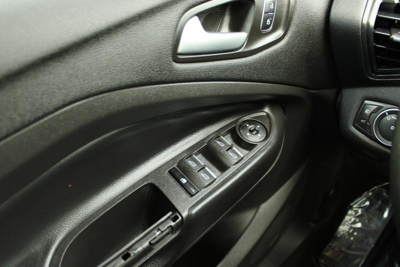 Ford Escape SEL FWD 2019