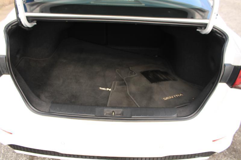 Nissan Sentra SV CVT 2024
