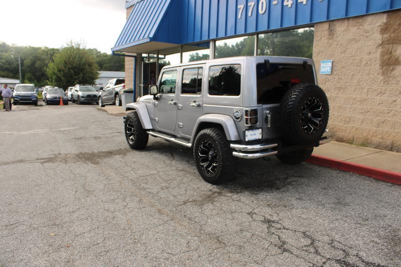 Jeep Wrangler Unlimited 4WD 4dr Sahara 2016