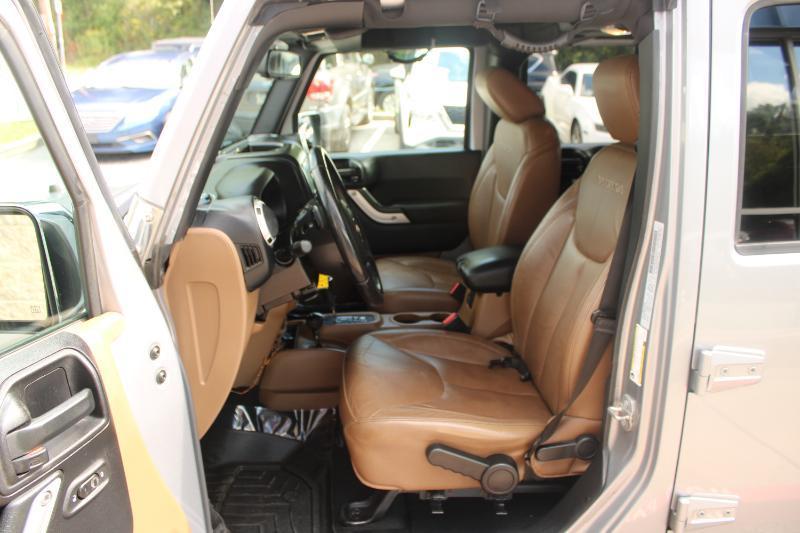 Jeep Wrangler Unlimited 4WD 4dr Sahara 2016
