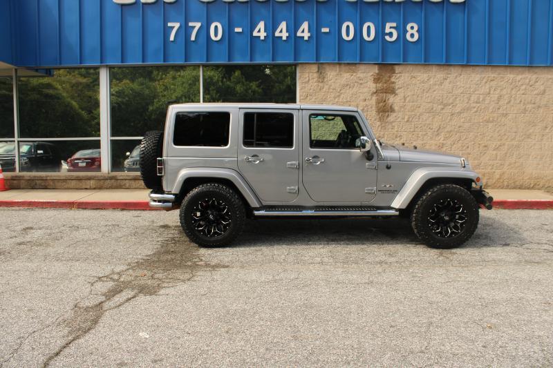 Jeep Wrangler Unlimited 4WD 4dr Sahara 2016