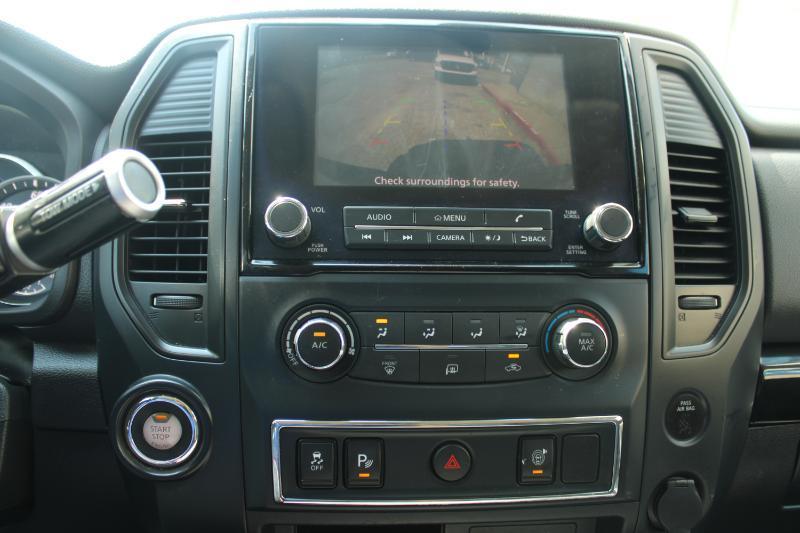 Nissan Titan 4x2 Crew Cab SV 2022