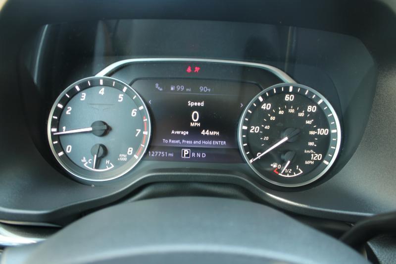 Nissan Titan 4x2 Crew Cab SV 2022