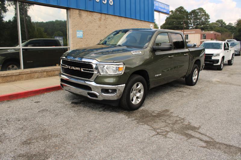 RAM 1500 Big Horn 4x2 Crew Cab 5'7" Box 2021