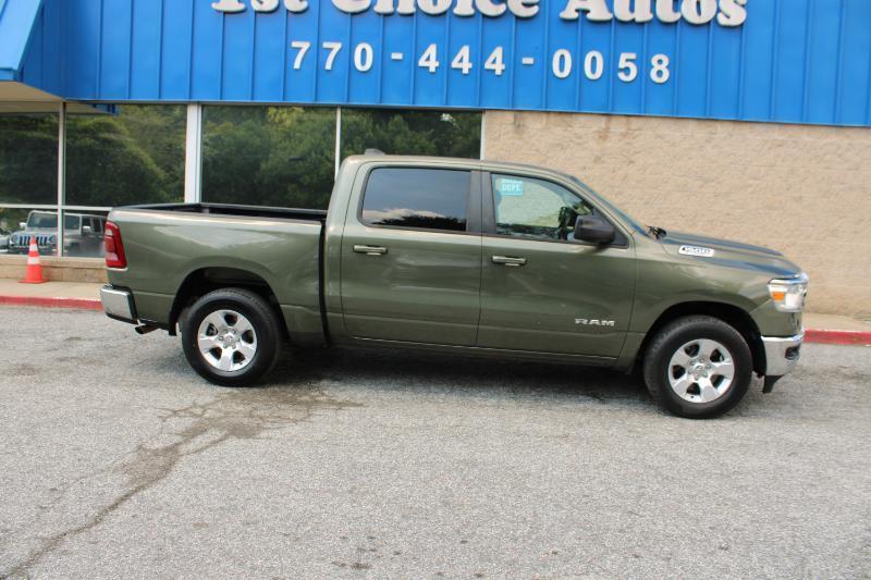 RAM 1500 Big Horn 4x2 Crew Cab 5'7" Box 2021