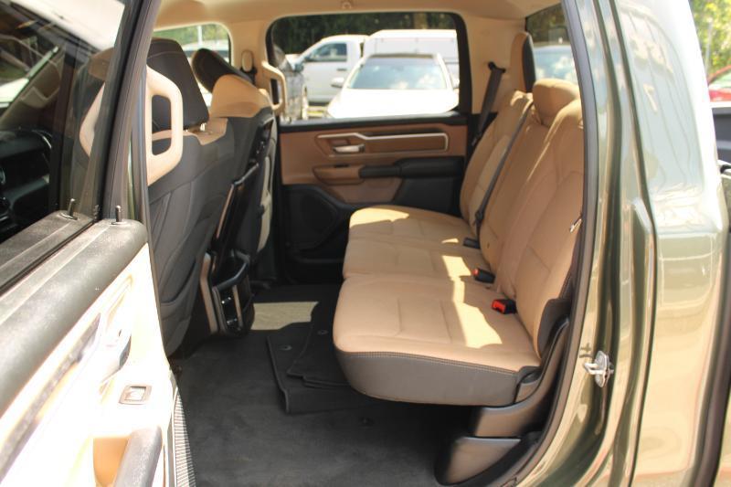 RAM 1500 Big Horn 4x2 Crew Cab 5'7" Box 2021