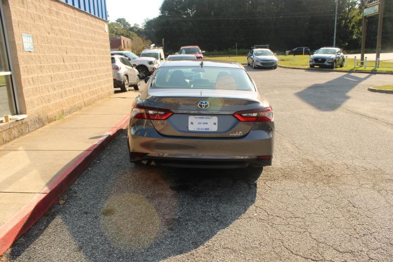 Toyota Camry Hybrid LE CVT (Natl) 2023