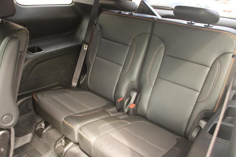 GMC Acadia AWD 4dr AT4 2021