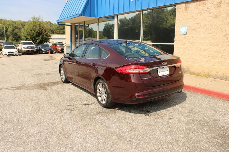 Ford Fusion SE FWD 2017