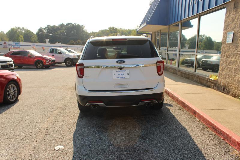 Ford Explorer XLT FWD 2018
