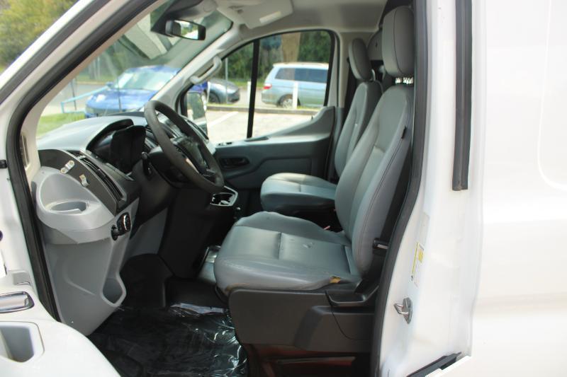 Ford Transit Van T-150 130" Low Rf 8600 GVWR Sliding RH Dr 2018