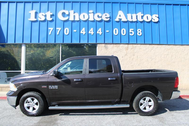 RAM 1500 SLT 4x4 Crew Cab 5'7" Box 2017