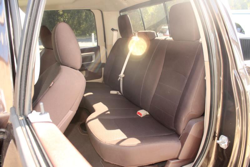 RAM 1500 SLT 4x4 Crew Cab 5'7" Box 2017