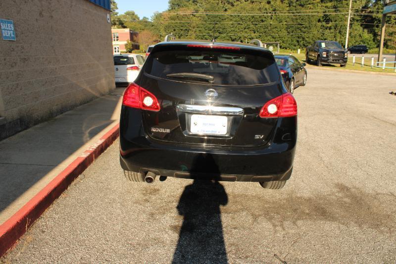 Nissan Rogue FWD 4dr SV 2013