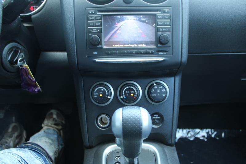 Nissan Rogue FWD 4dr SV 2013