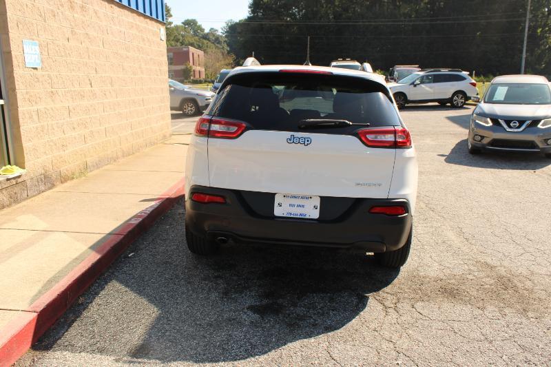 Jeep Cherokee FWD 4dr Sport 2015