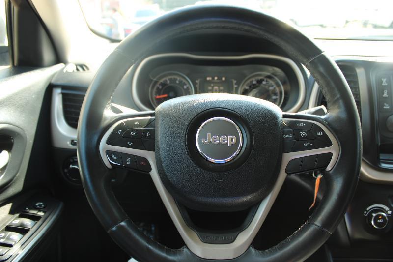 Jeep Cherokee FWD 4dr Sport 2015