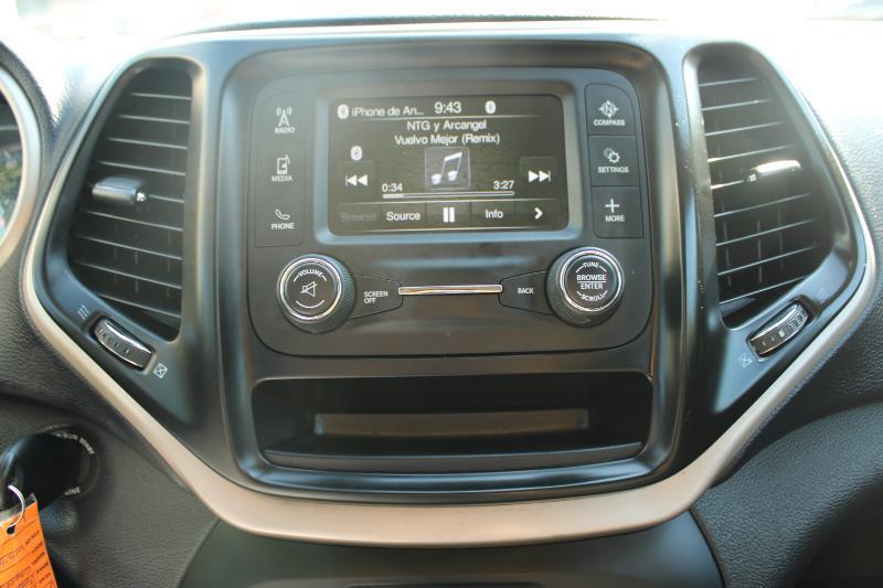Jeep Cherokee FWD 4dr Sport 2015