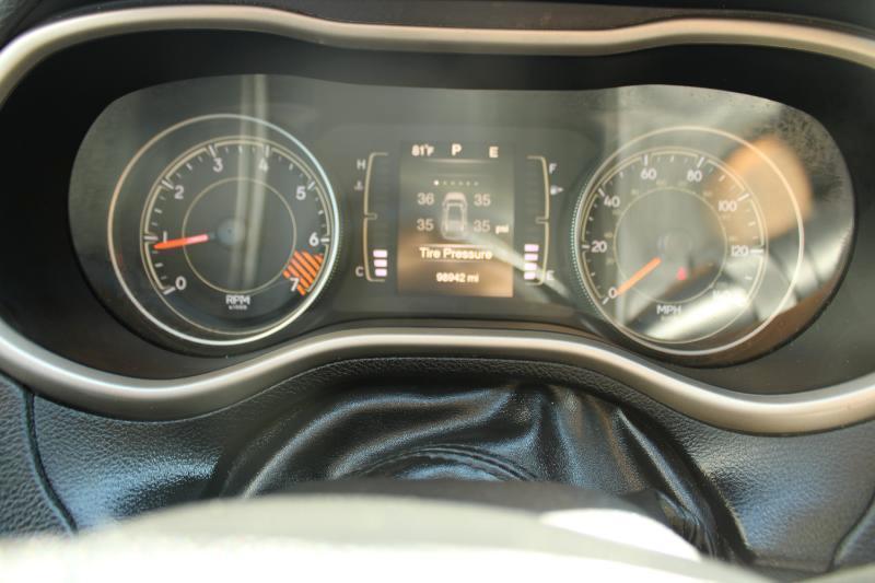 Jeep Cherokee FWD 4dr Sport 2015