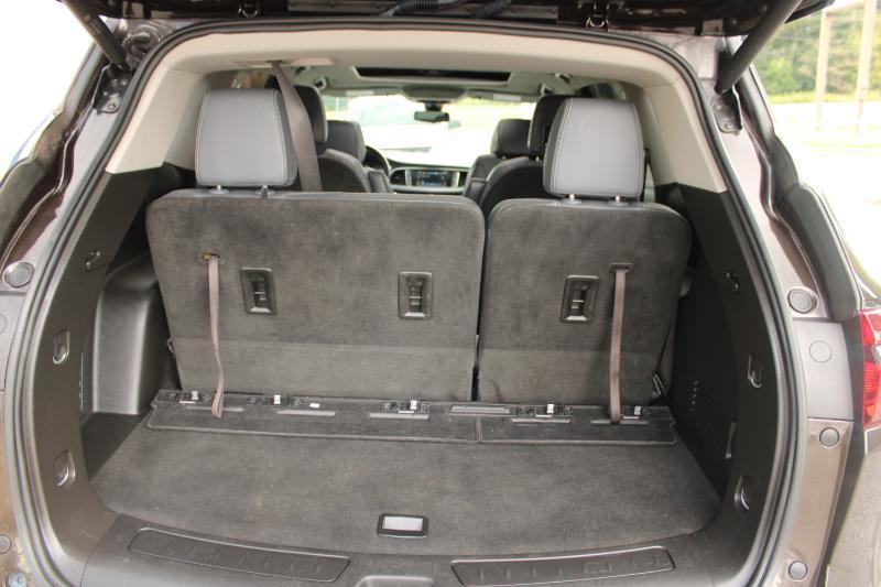 Buick Enclave AWD 4dr Essence 2018