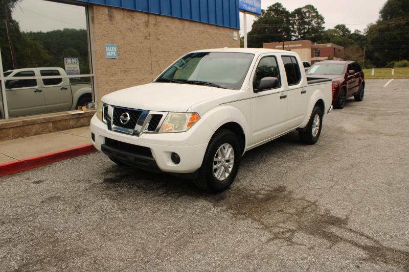 Nissan Frontier Crew Cab 4x2 SV V6 Auto 2018