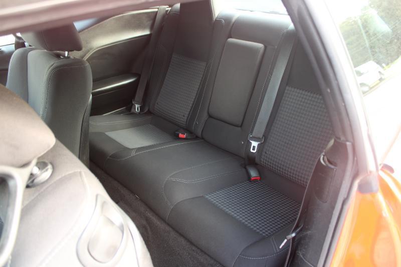 Dodge Challenger photo 11