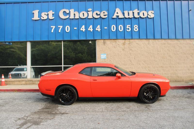 Dodge Challenger photo 19