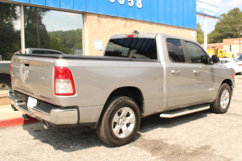 RAM 1500 Big Horn 4x2 Quad Cab 6'4" Box 2022